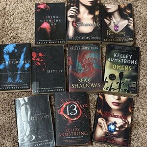 Kelley Armstrong Book Collection